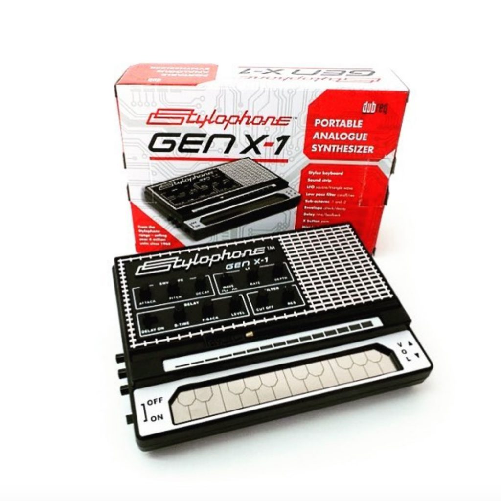 PR】ポータブル・アナログ・シンセサイザーDubreq「Stylophone GEN X-1